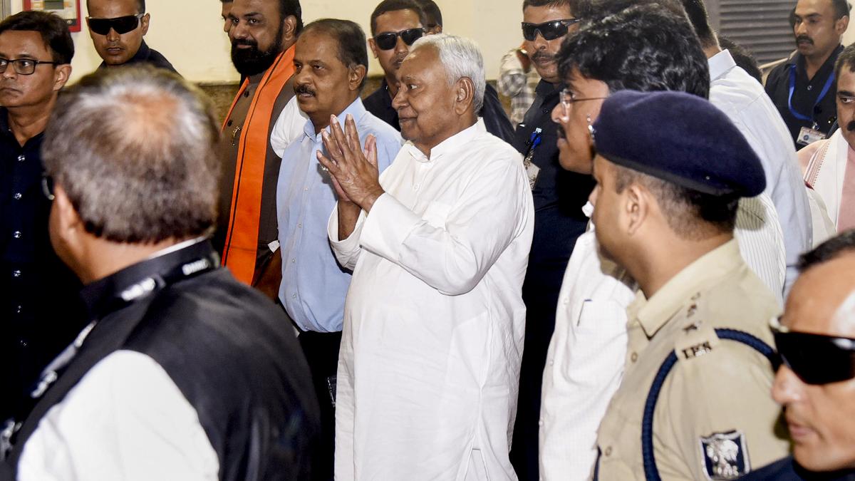 Both NDA and INDIA bloc promise to form new government in Bihar