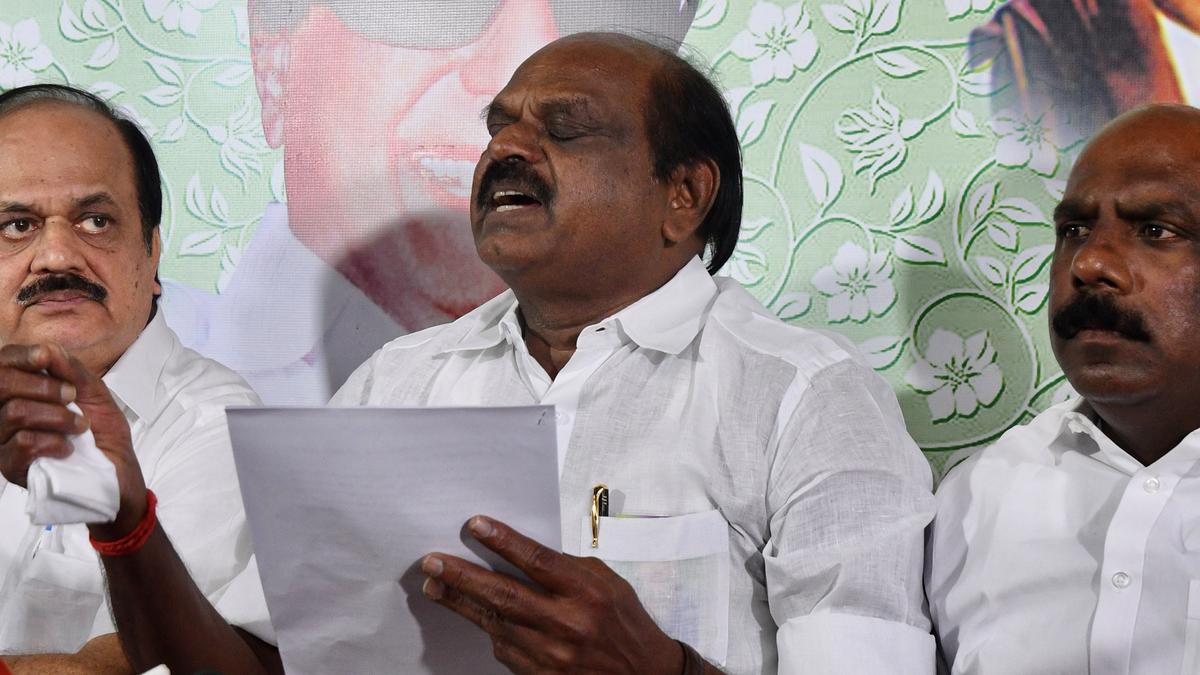 AIADMK general council can only suspend, not expel members without notice, claim R. Vaithilingam, J.C.D. Prabhakar