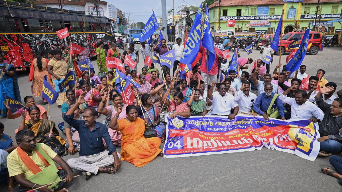 TNGEA Stages Statewide Protest Urging Return to Old Pension Scheme