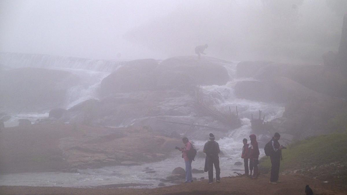 Mercury dips in ASR district: Araku Valley records 8C, first single digit temperrature this season