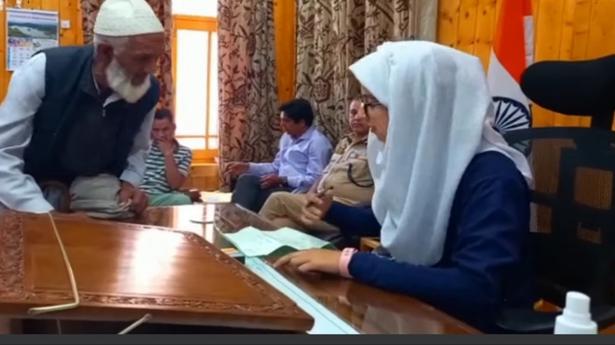 Be a Deputy Commissioner for a day: Pulwama students learn governance hands-on