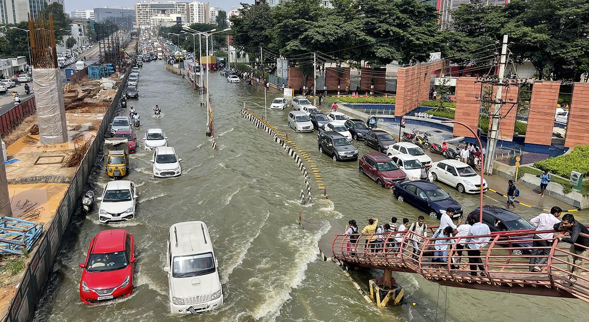 Bengaluru rains live | Flooded roads and homes leave citizens adrift |