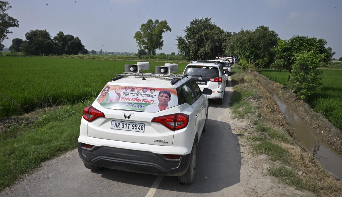 Vinesh Phogat’s  convoy passing through the villages of Haryana.