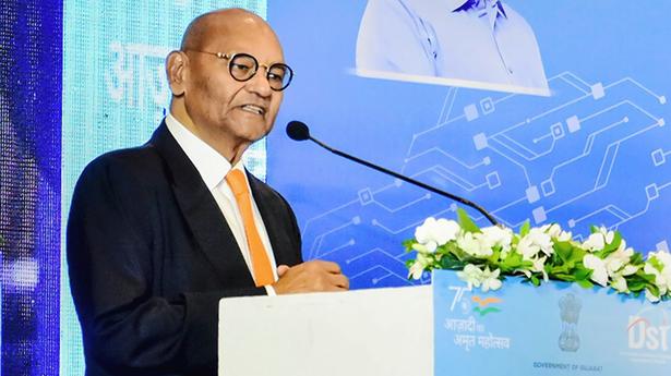 Maharashtra Government made effort to outbid other States, but our decision was independent: Vedanta chairman Anil Agarwal