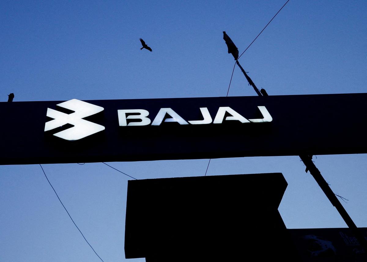 thehindu.com - Pti - Bajaj Auto total sales up 40% at 5,13,792 units in April