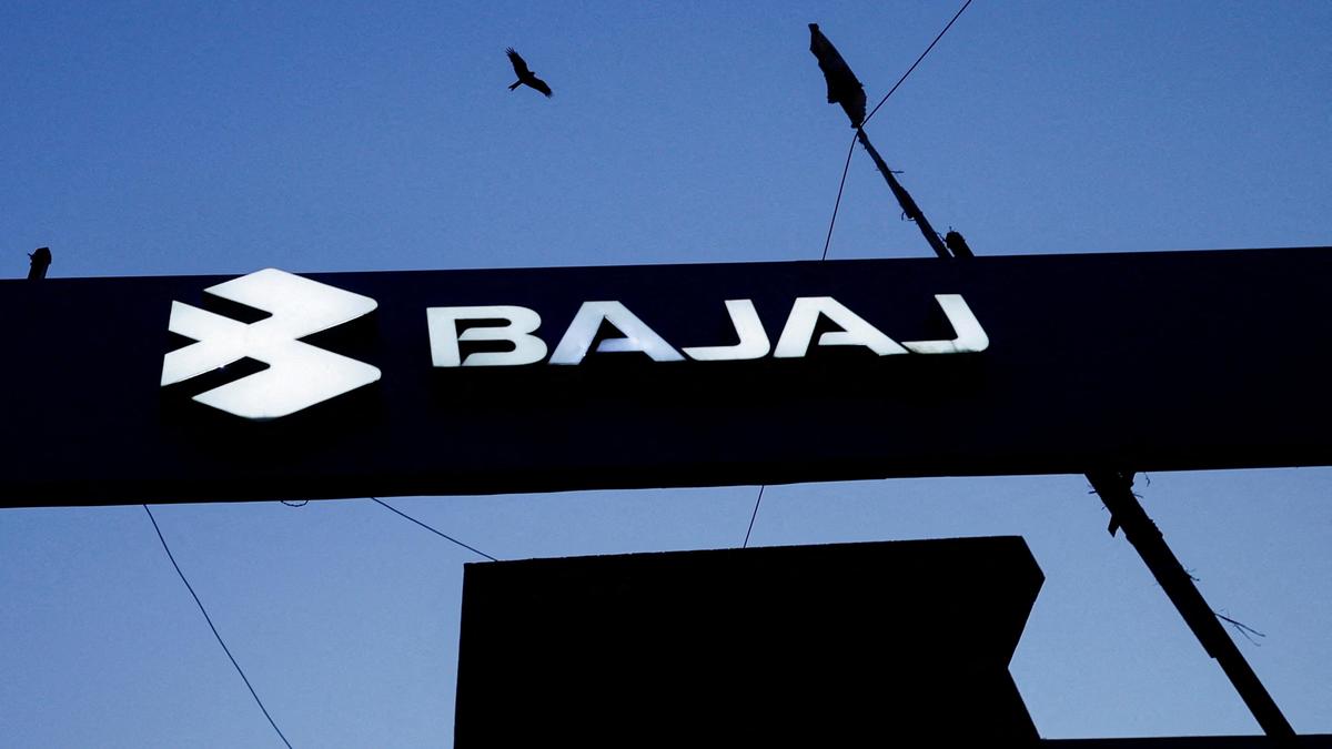 Bajaj Auto total sales up 40% at 5,13,792 units in April