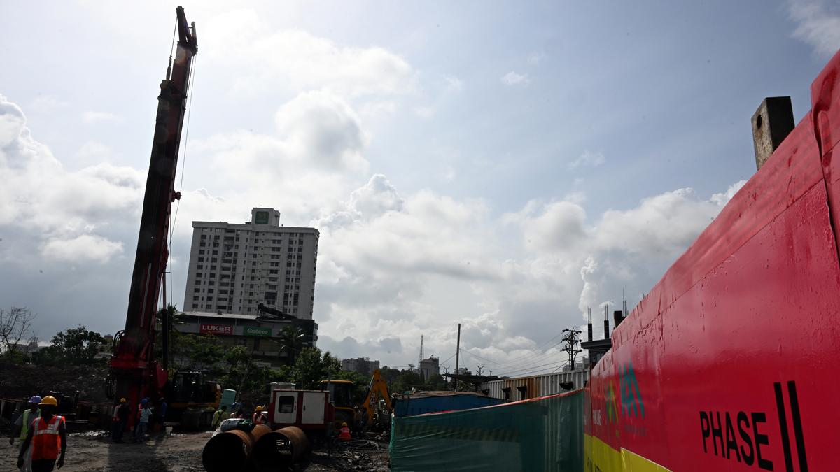 Construction of viaduct for Kochi metro’s Kakkanad extension begins