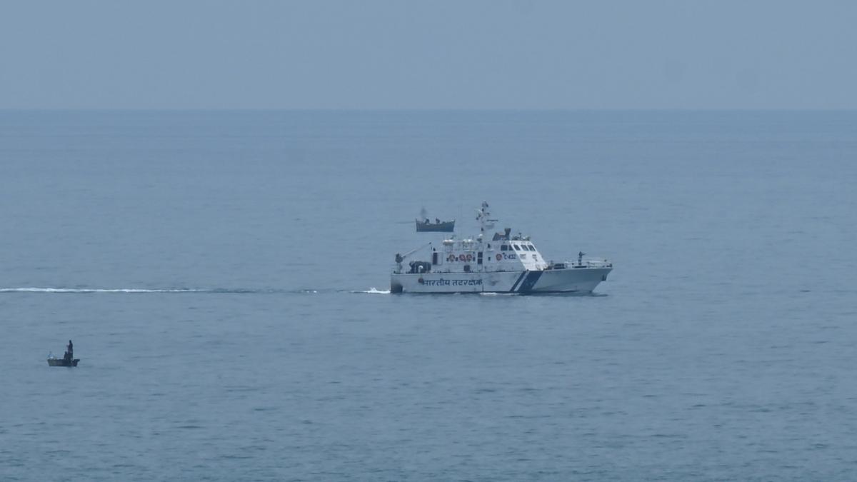 Fishermen asked to alert govt on suspicious movements in sea