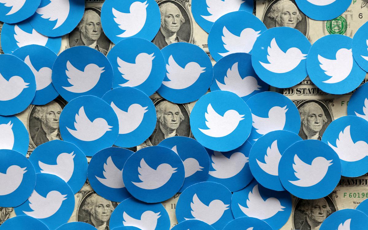 Major ad firm Omnicom recommends clients pause Twitter ad spend, memo