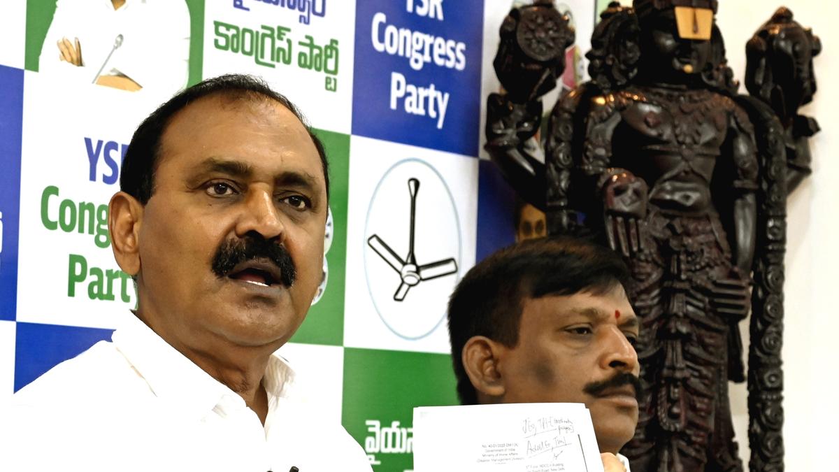 Tirupati stampede: YSRCP wants A.P. CM Chandrababu Naidu to own moral responsibility