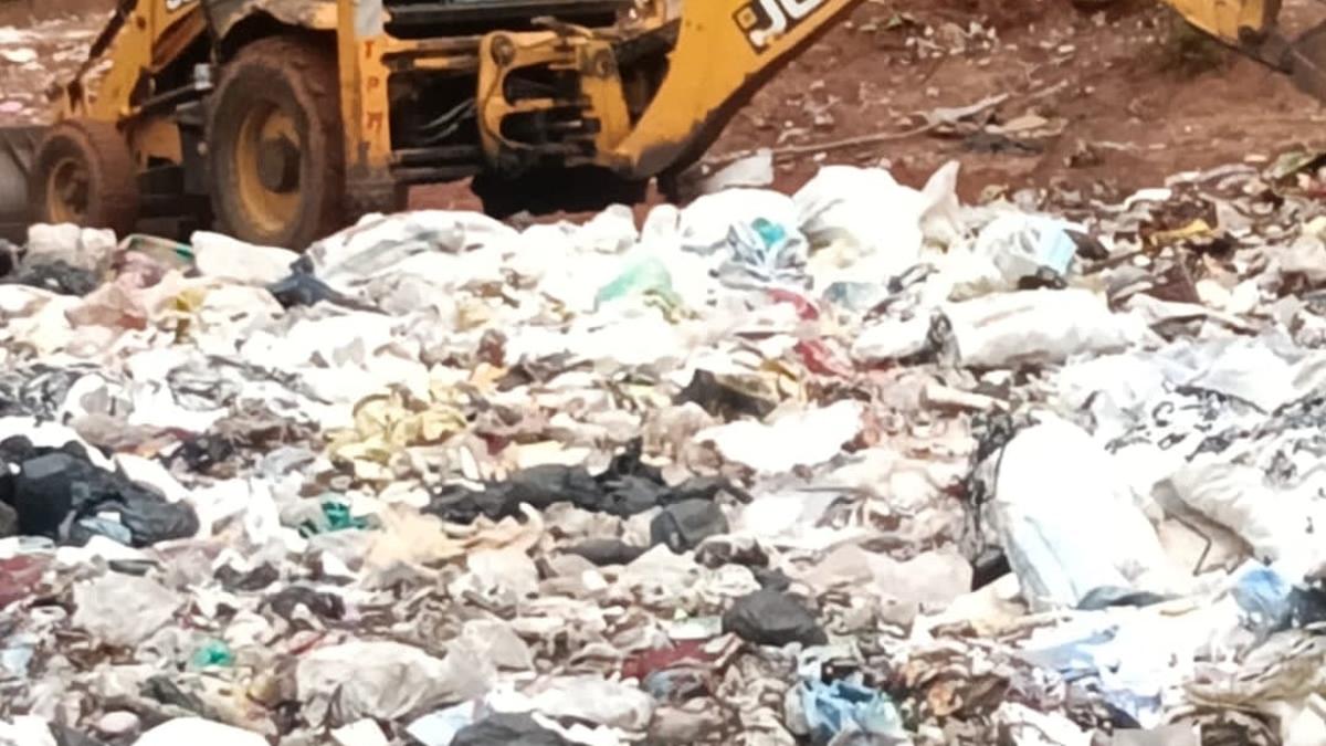 No more waste dumping by Somayampalayam panchayat at Marudhamalai foothills; area to be fenced