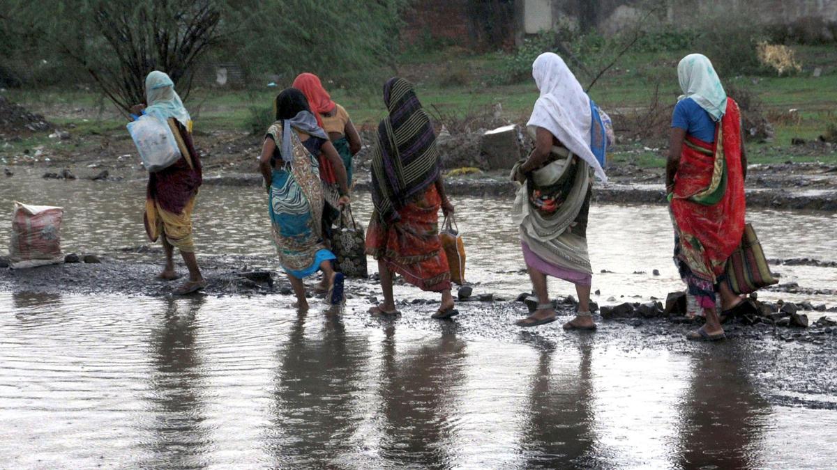 Heavy rains lash Nagpur, several areas waterlogged