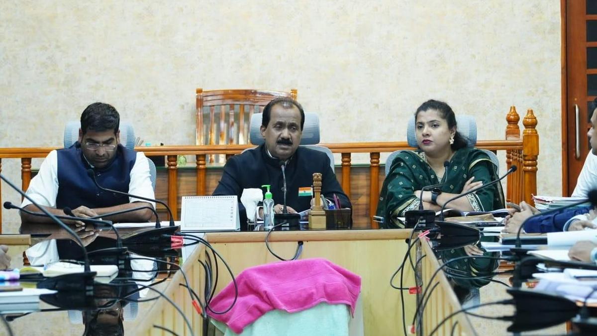 Fix lapses in implementation of Food Security Act, Kalaburagi officials told