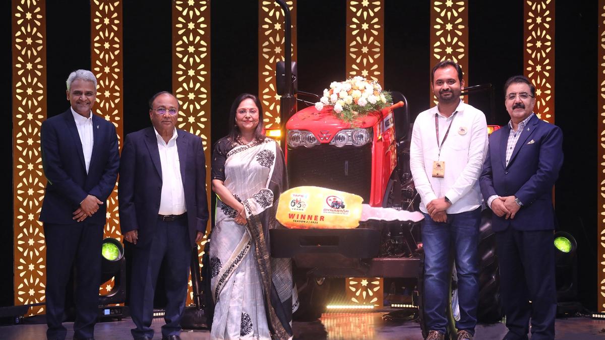 Belagavi techie-turned-farmer wins innovation award in DYNASTAR competition organised by TAFE