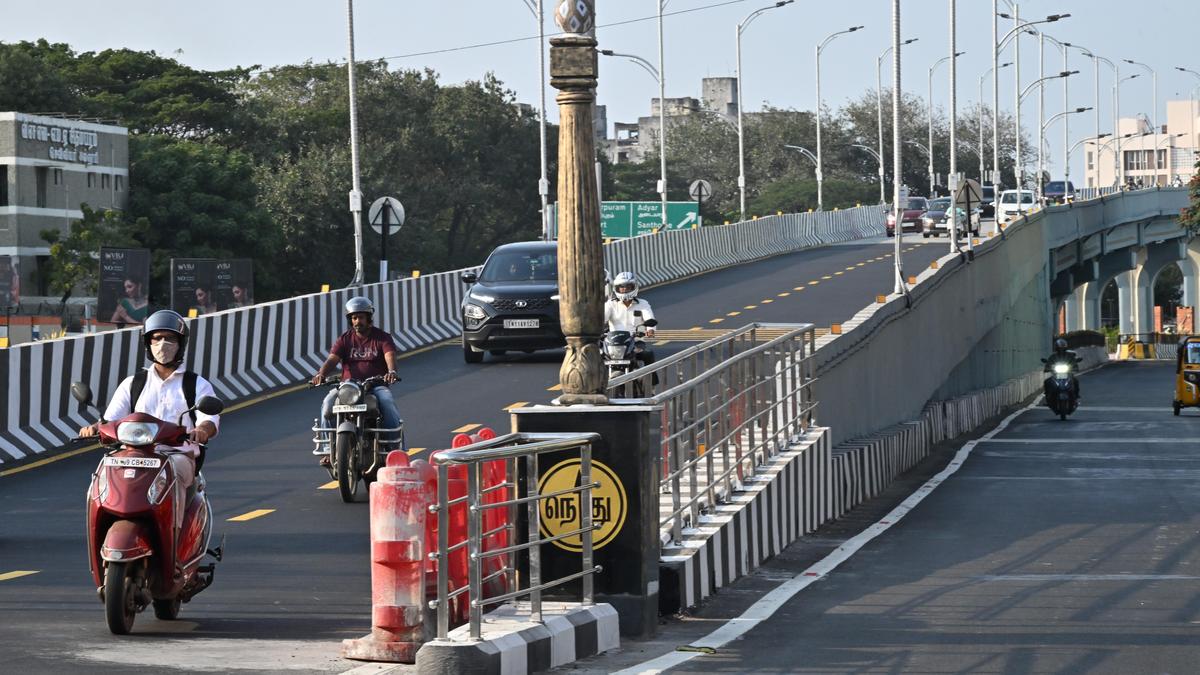 Motorists complain of bumpy ride on newly built flyover