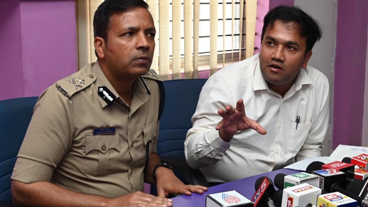 Permission not given for installing Kamanna idol at Idgah Maidan in Hubballi