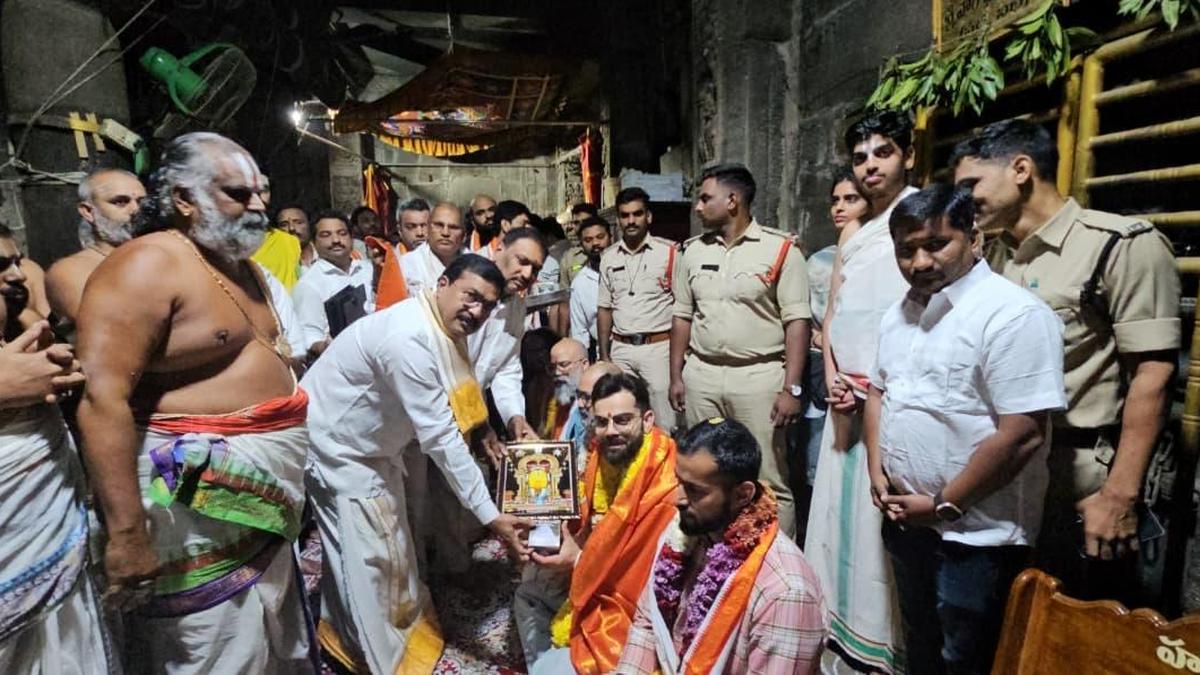 Virat Kohli offers prayers at Sri Varaha Lakshmi Narasimha Swamy Temple at Simhachalam