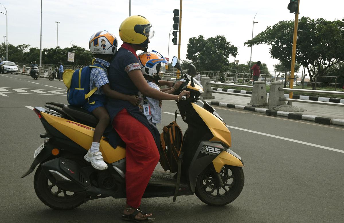 5 year old online motorcycle helmet