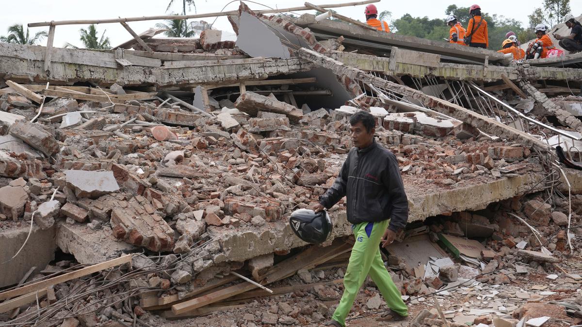 Indonesia to give compensation to earthquake victims: President