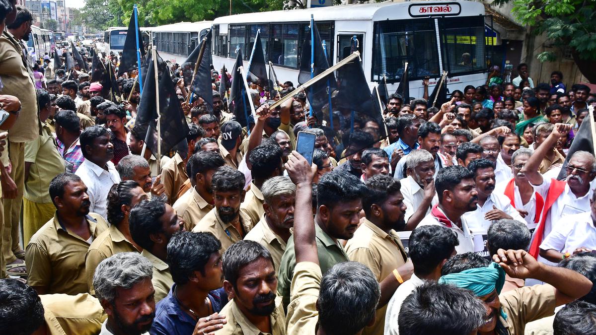 Conservancy workers’ union in Coimbatore plans State-wide protest in September against outsourcing solid waste management