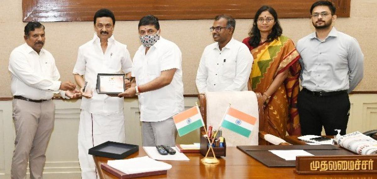 Stalin felicitates Minister, officials for Tamil Nadu receiving ‘Reformist State’ award