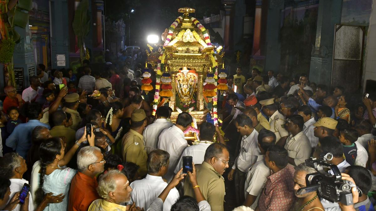 Manakula Vinayagar temple golden chariot procession for Navaratri scheduled on October 1