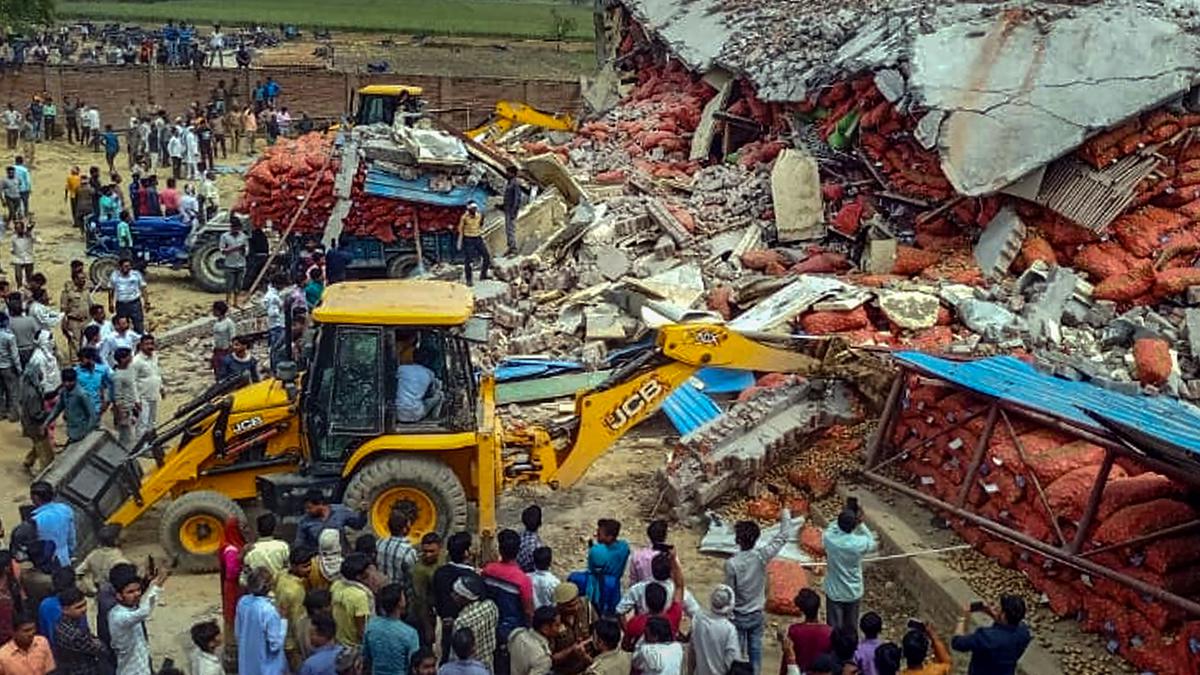 Death toll in U.P. cold storage roof collapse rises to 5