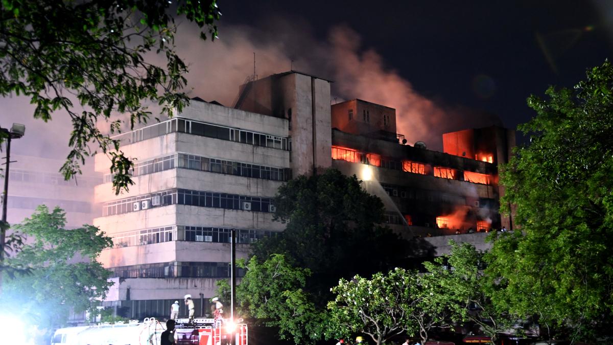Fire breaks out at Bhopal’s Satpura Bhawan, IAF assistance sought