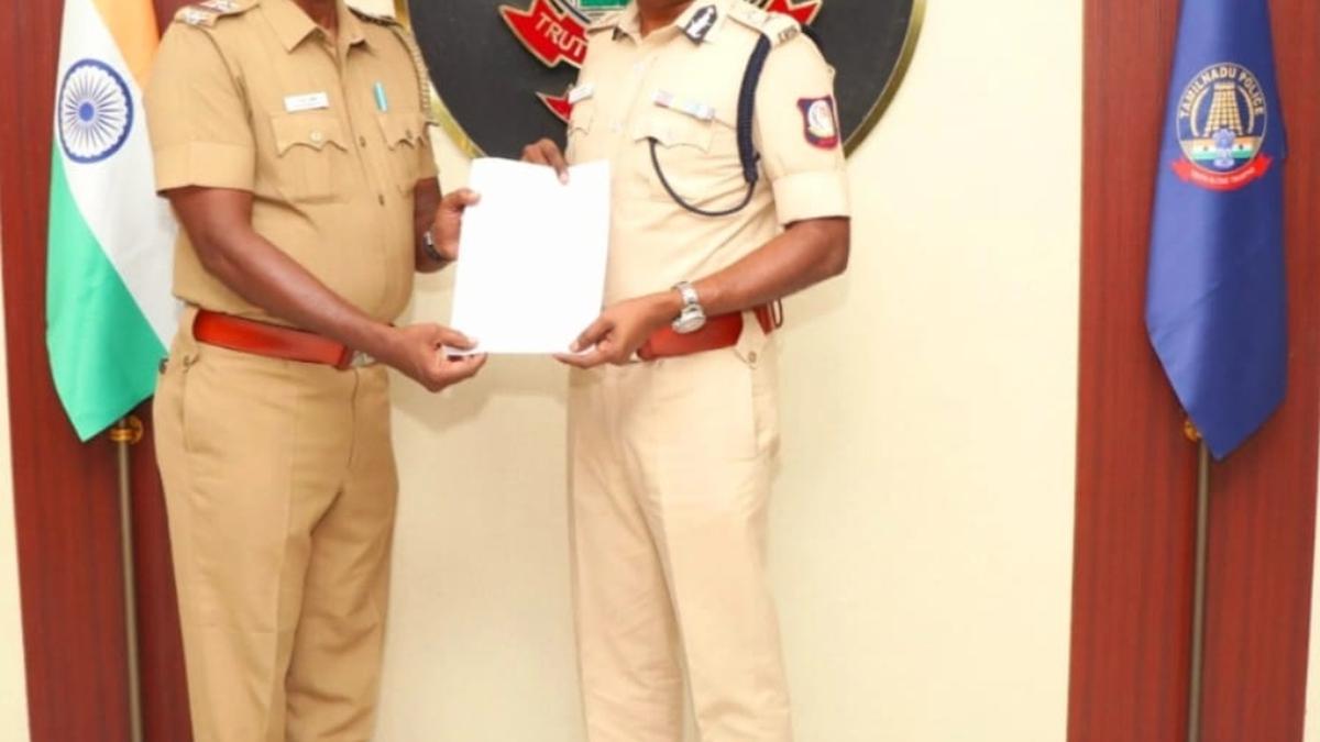 Over 2,000 cops keep Coimbatore SSI’s photo as WhatsApp status for nabbing chain snatcher