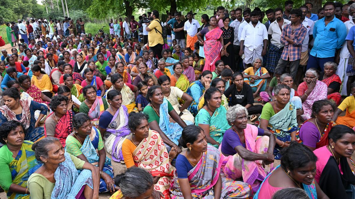 Chinna Udaippu residents protest against land acquisition process for Madurai airport expansion