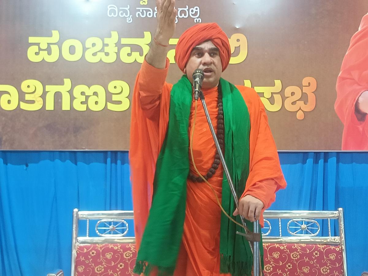 Seer asks Deeksha Panchamsalis to register caste as Lingayat Panchamasali in Karnataka survey - The Hindu