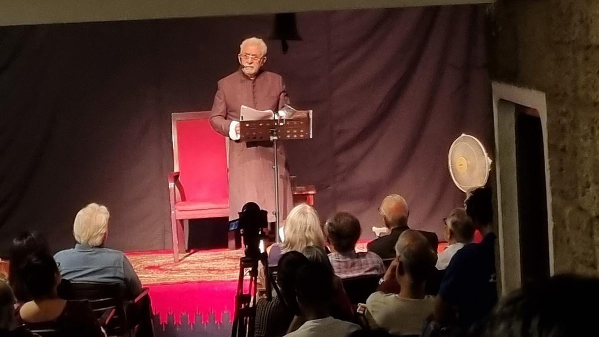 Naseeruddin Shah charms packed crowd in Hyderabad with wit and Urdu classics