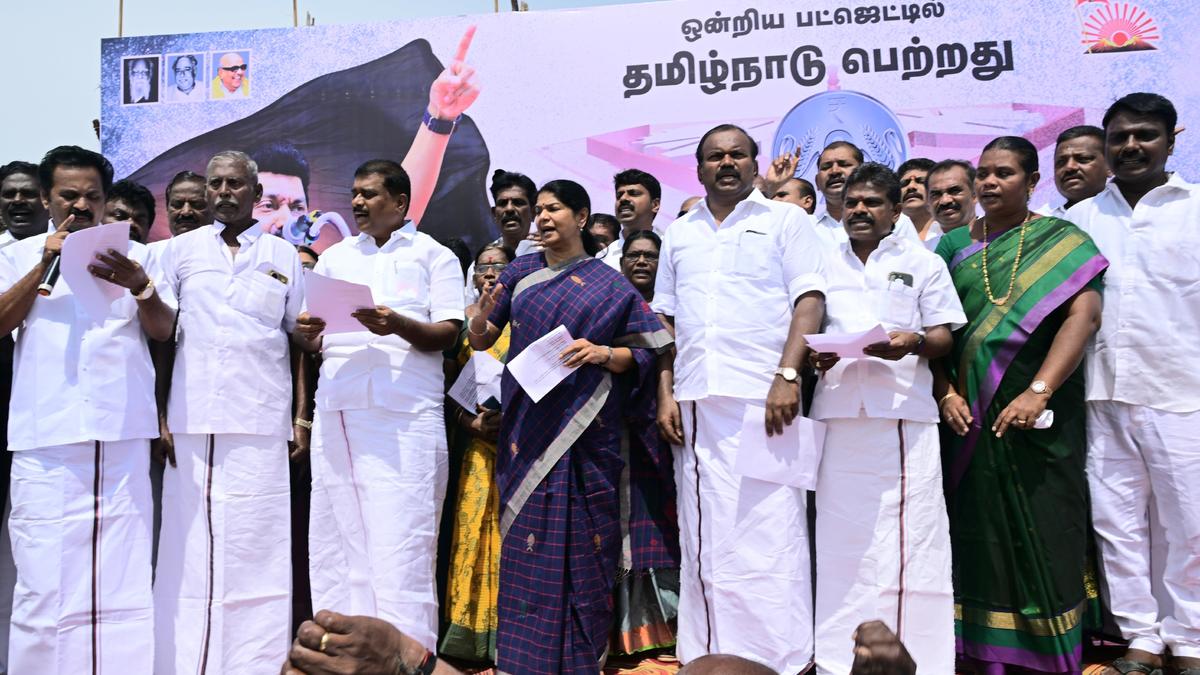 “Anti-people” BJP government would soon be brought down: Kanimozhi