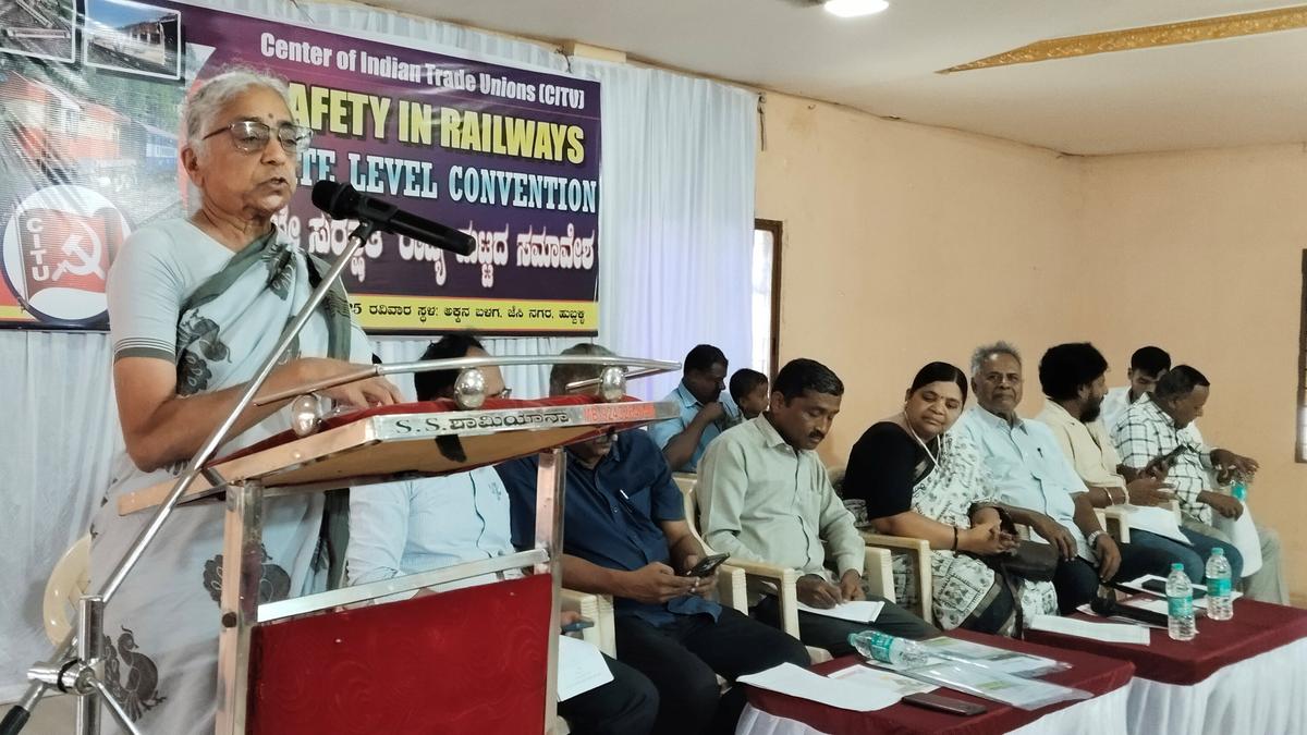 Prioritise railway safety and expansion of network, says CITU