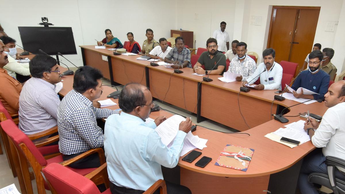 Krishnagiri Collector urges public to lodge complaints of animal cruelty