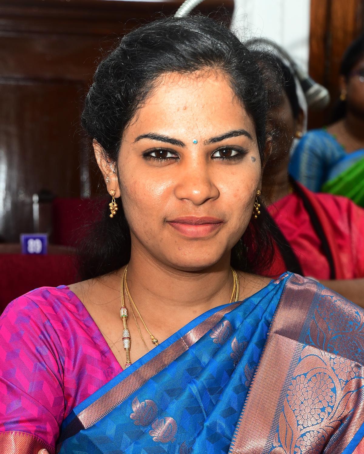 28-year-old woman set to become new Chennai Mayor - The Hindu
