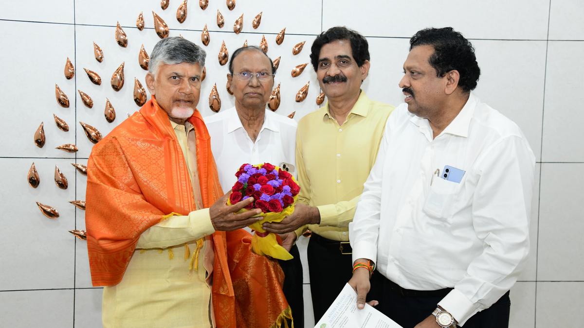 Star hotel owners want ‘exorbitant’ bar license fees slashed