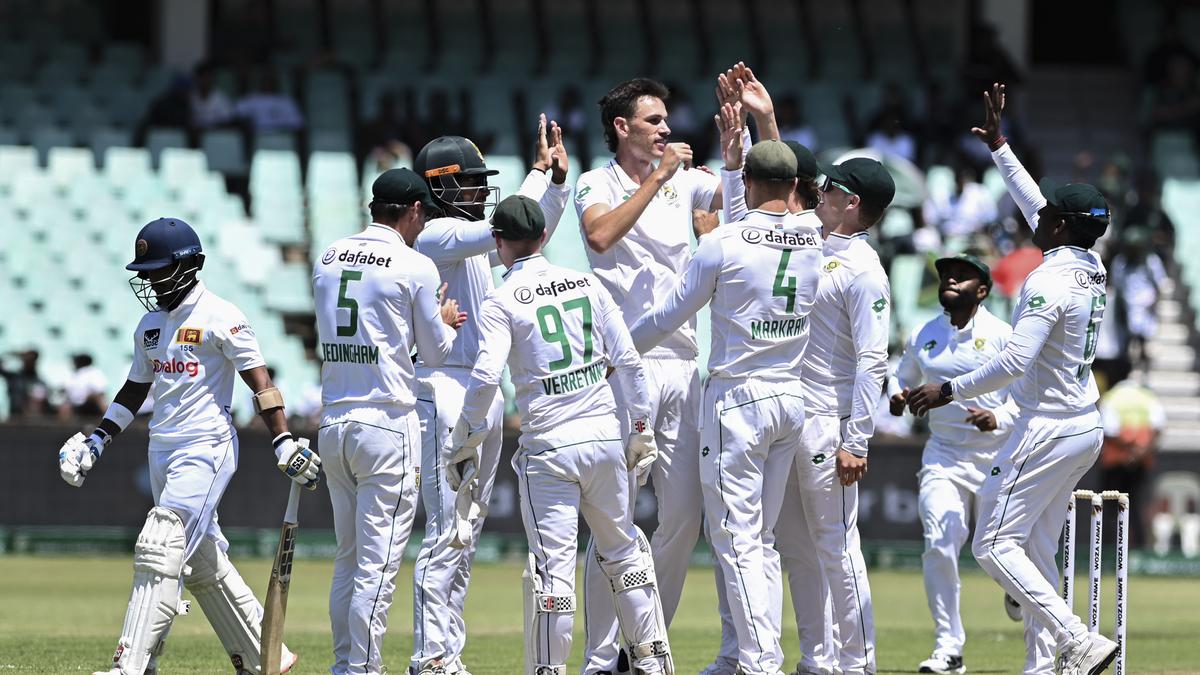 Sri Lanka bowled out for its lowest score in Test history as South Africa leads Durban Test by 281 runs