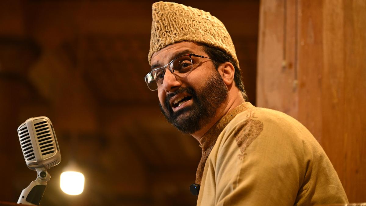 Mirwaiz Umar Farooq claims house arrest; says authorities denied him permission to meet family of rape-murder victim
