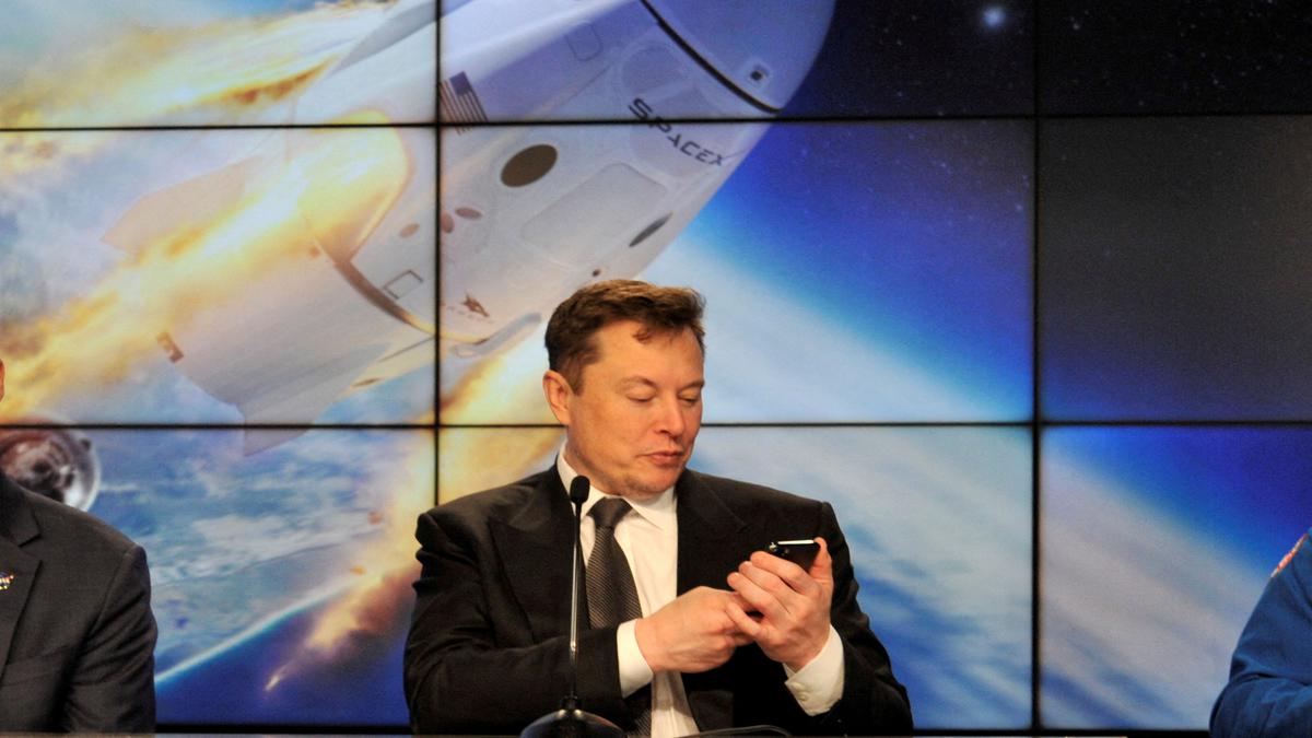 Elon Musk’s SpaceX is poised to become the most valuable U.S. startup