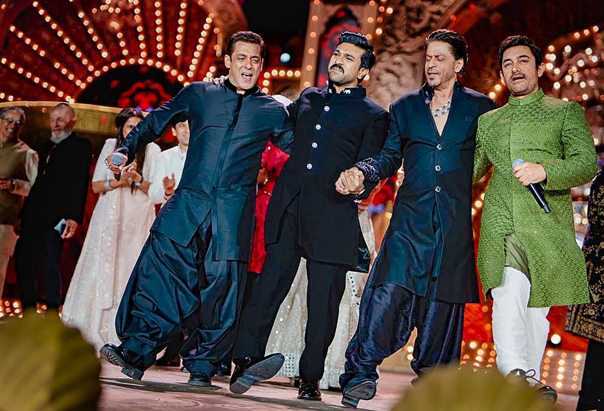 Actors Aamir Khan, Salman Khan, Shah Rukh Khan and Ram Charan 