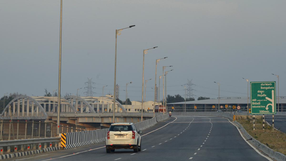 Former Karnataka Chief Minister Siddaramaiah to inspect Bengaluru-Mysuru Expressway on March 9