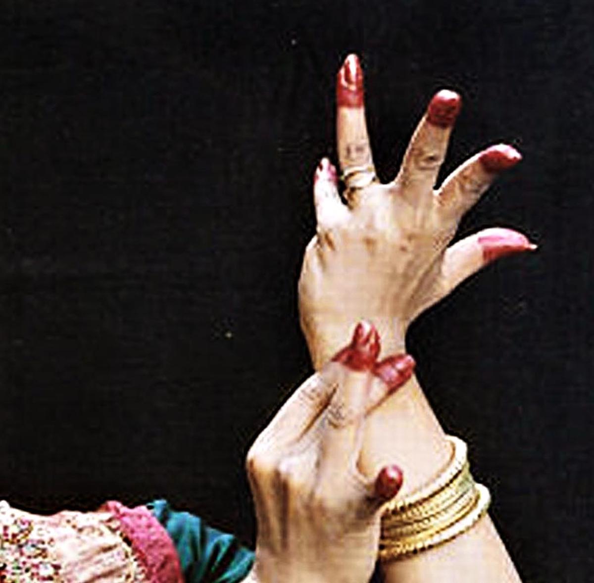 Abhinaya Darpanam offers a progressive framework for understanding gesture (mudra), movement units (adavu, chari, mandala) and their execution through kinesthetic awareness Abhinaya Darpanam offers a progressive framework for understanding gesture (mudra), movement units (adavu, chari, mandala) and their execution through kinesthetic awareness