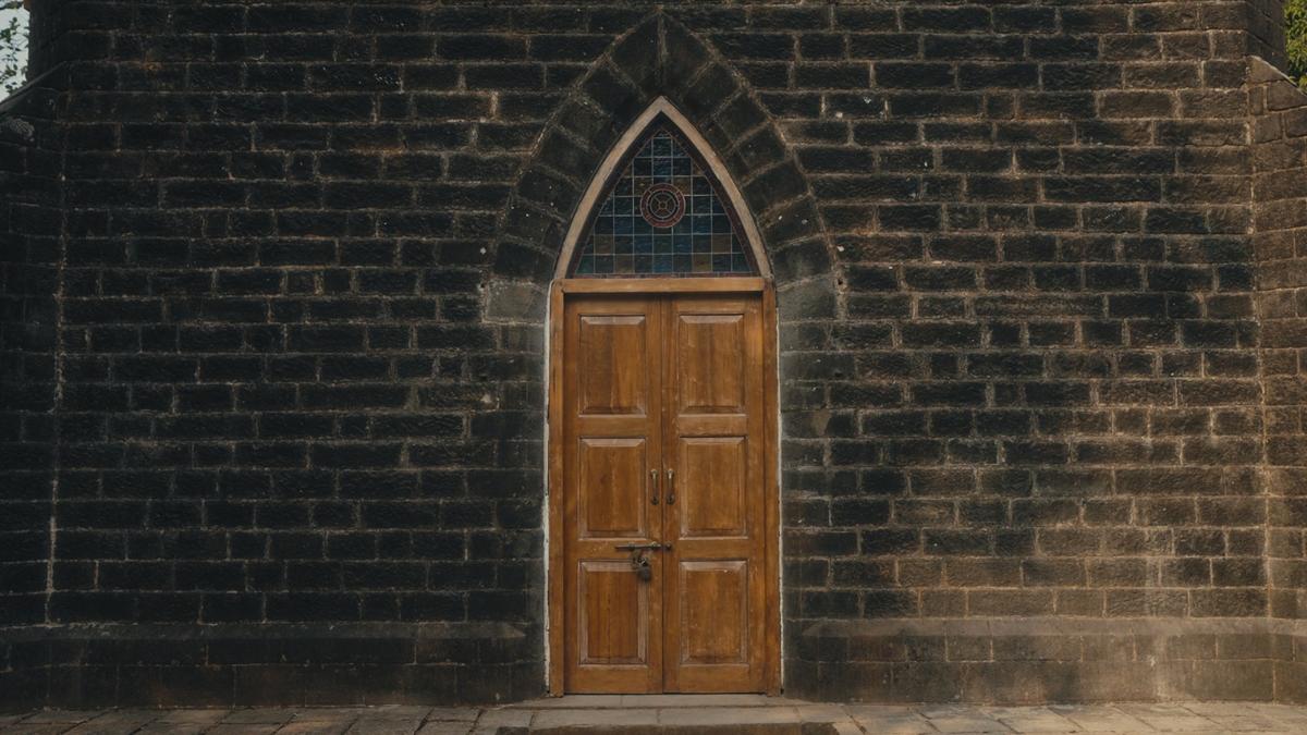 One of the entrances to the chapel