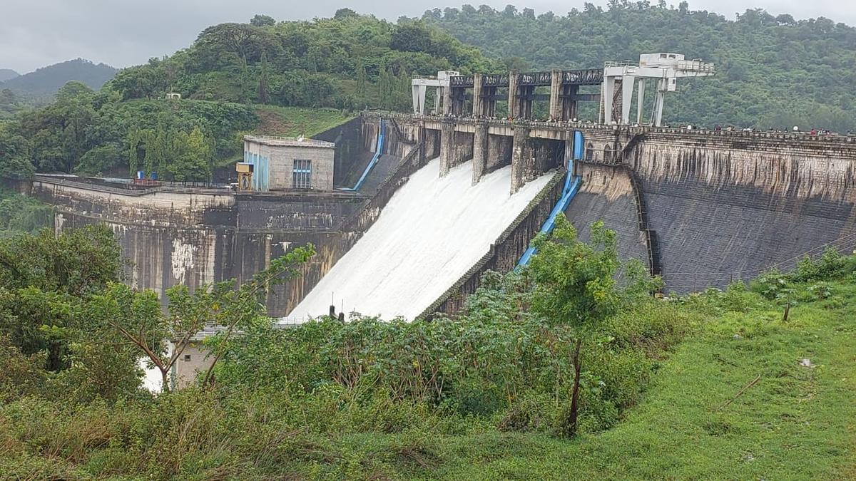 Two tmc ft of water from Bhadra reservoir to be released to canals between April 1 and 5