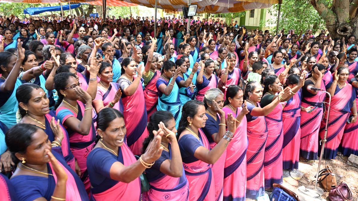 ICDS workers stage protest demanding 30-days-summer vacation