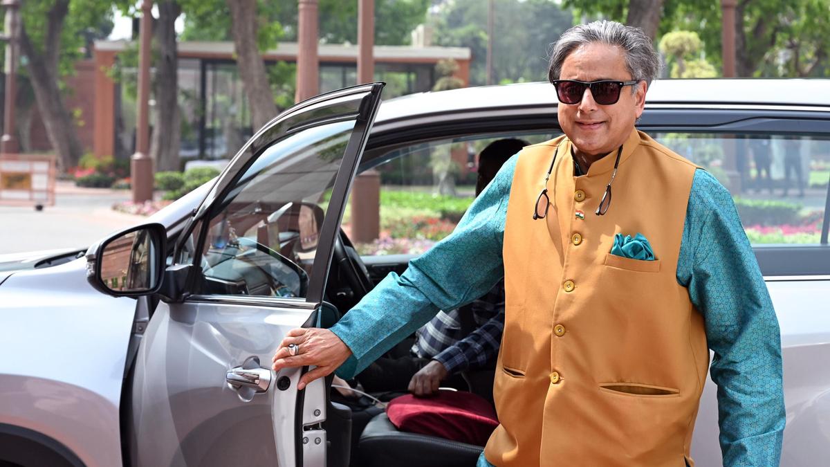 Delhi High Court protects personality rights of Shashi Tharoor