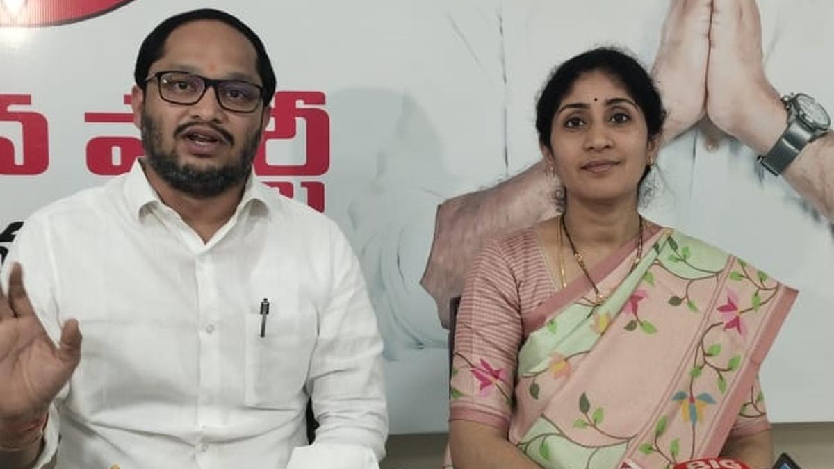 JSP leaders urge A.P. govt. to extend Vizag metro rail project to Vizianagaram