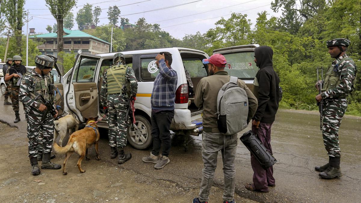 G20 meeting in Srinagar | Security stepped up in Jammu, in-person classes suspended in some schools