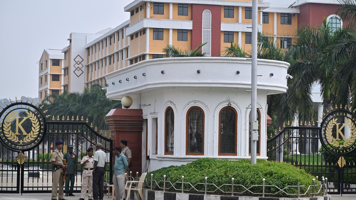 Madras HC dismisses plea to de-seal server room in college run by Duraimurugan Educational Trust